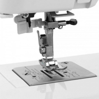 JANOME SewLine 500s фото в  интернет магазине liniyatoka.ru